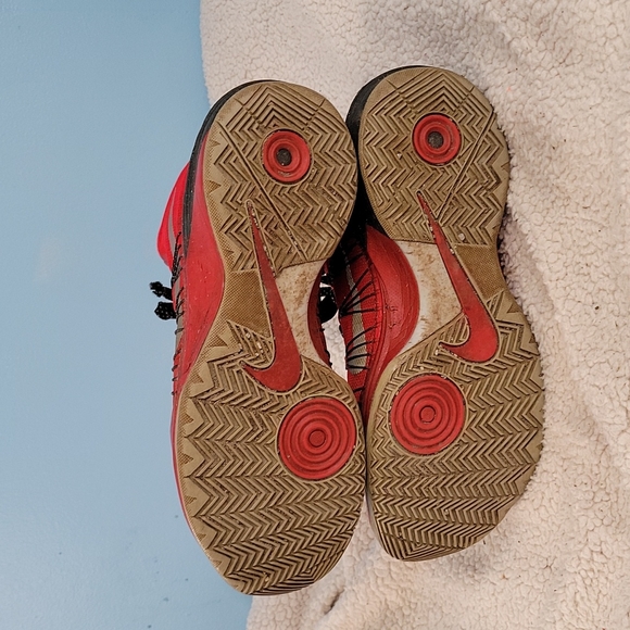 Nike Hyperdunk Red Sneakers Men's Size 10 - Picture 7 of 10